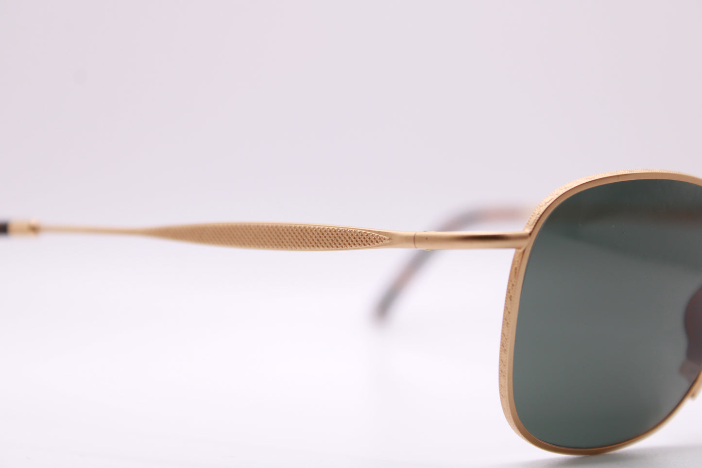 BOSS 4704 By Carrera