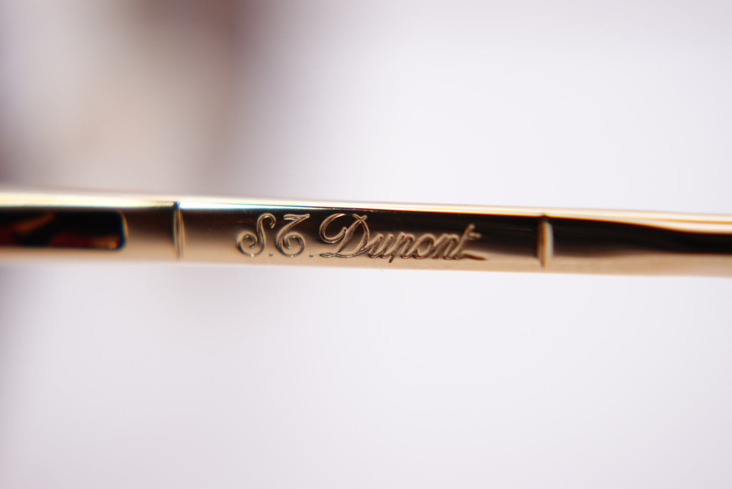 S.T. Dupont D105