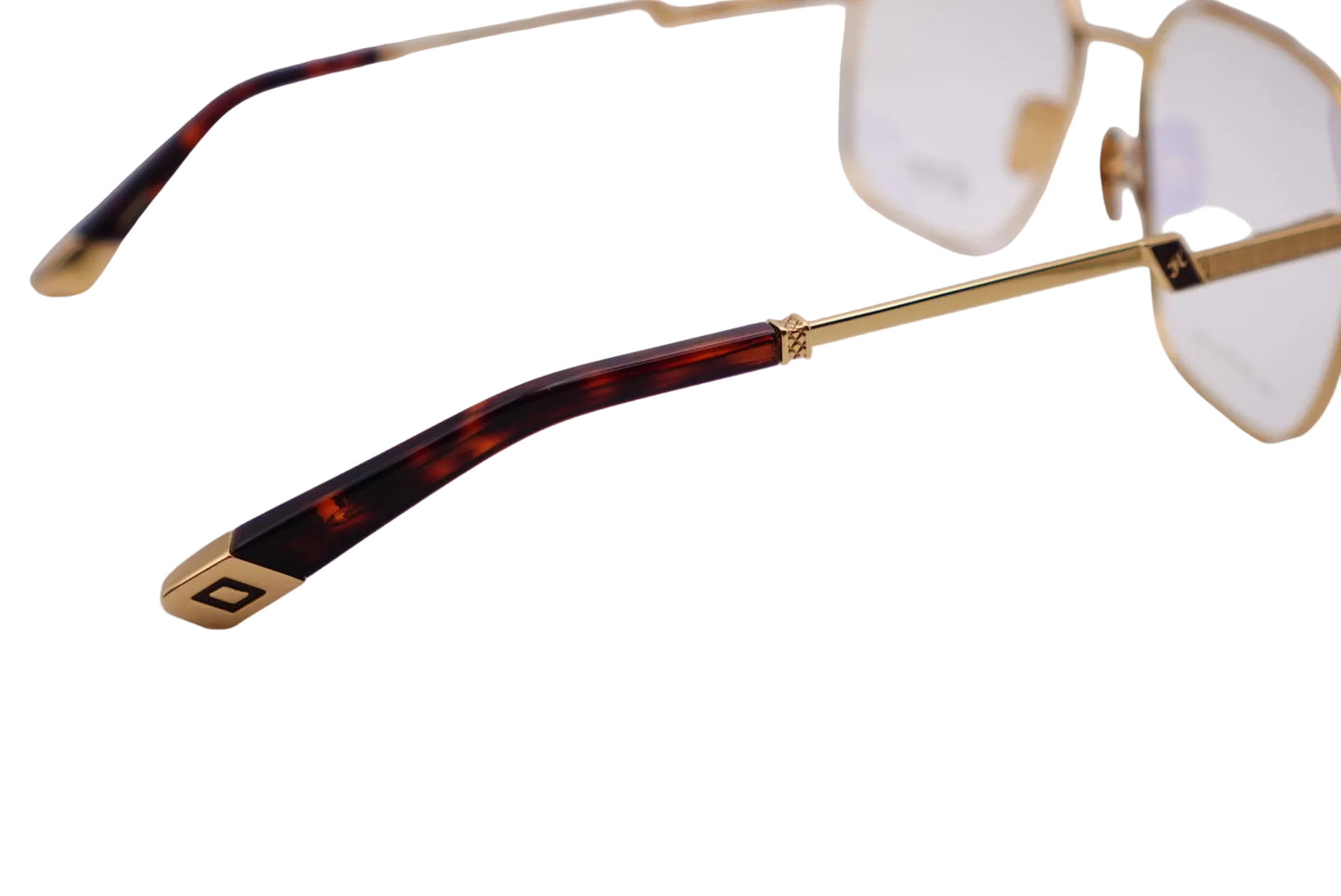 Hilton Exclusive 164